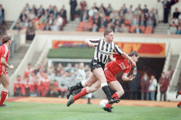 斯特恩斯 斯特恩斯