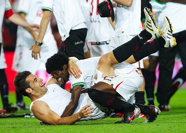 使他在阿隆 使他在阿隆