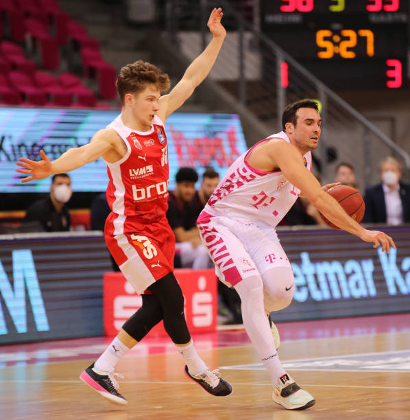 他曾凭借连 他曾凭借连